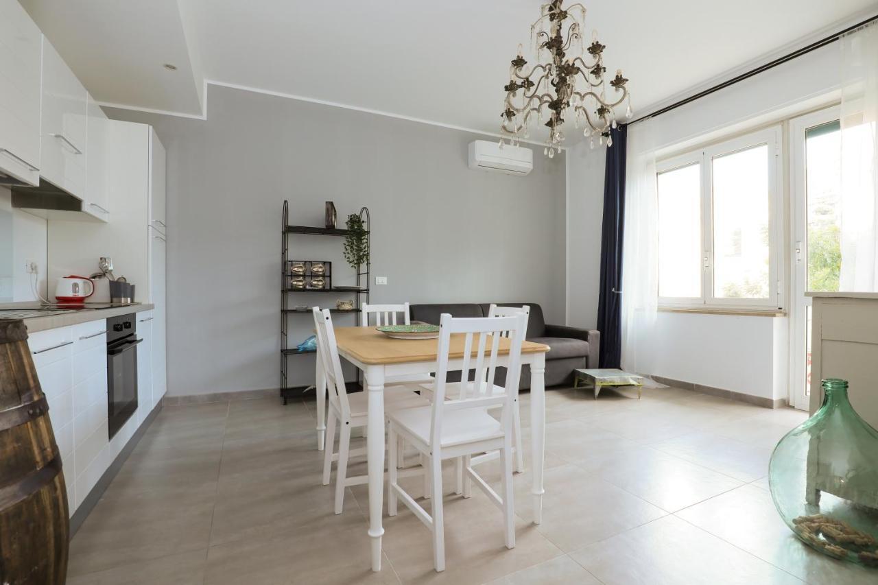 Centro Residenze Domus Sofiae Apartman Genova Kültér fotó